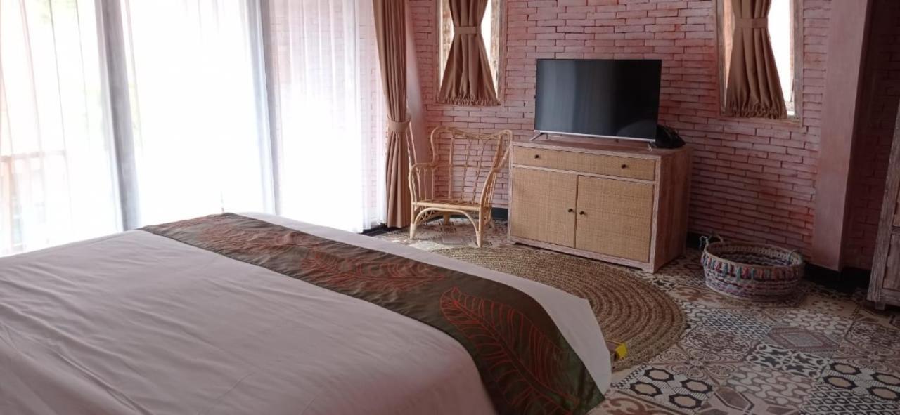 Dusun Semilir Hotel And Resort Semarang Ngoại thất bức ảnh